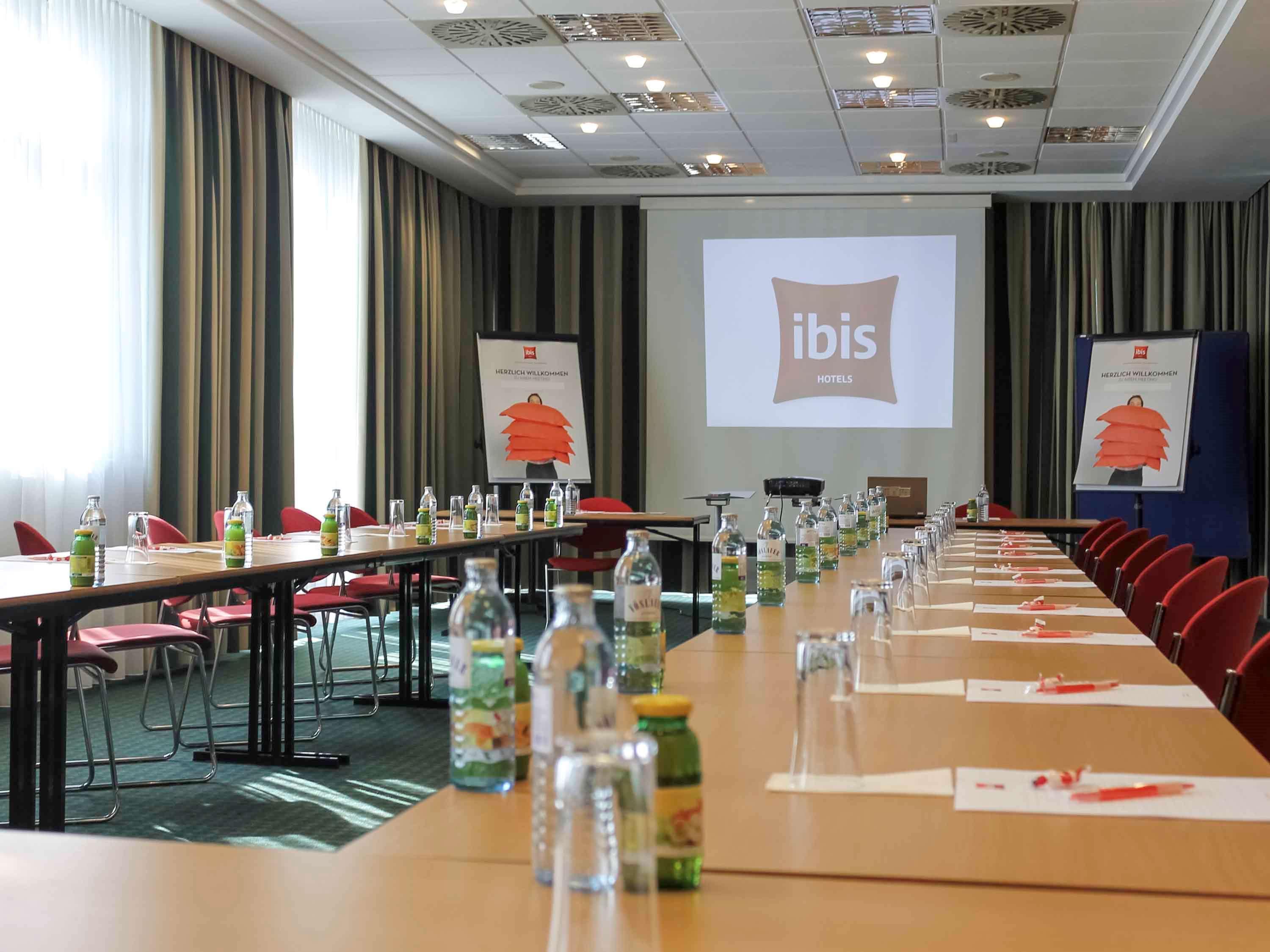 Ibis Linz City Exterior foto